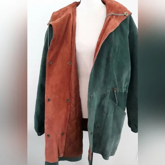 🎉HP🎉 VTG 90s BB Dakota Suede Coat